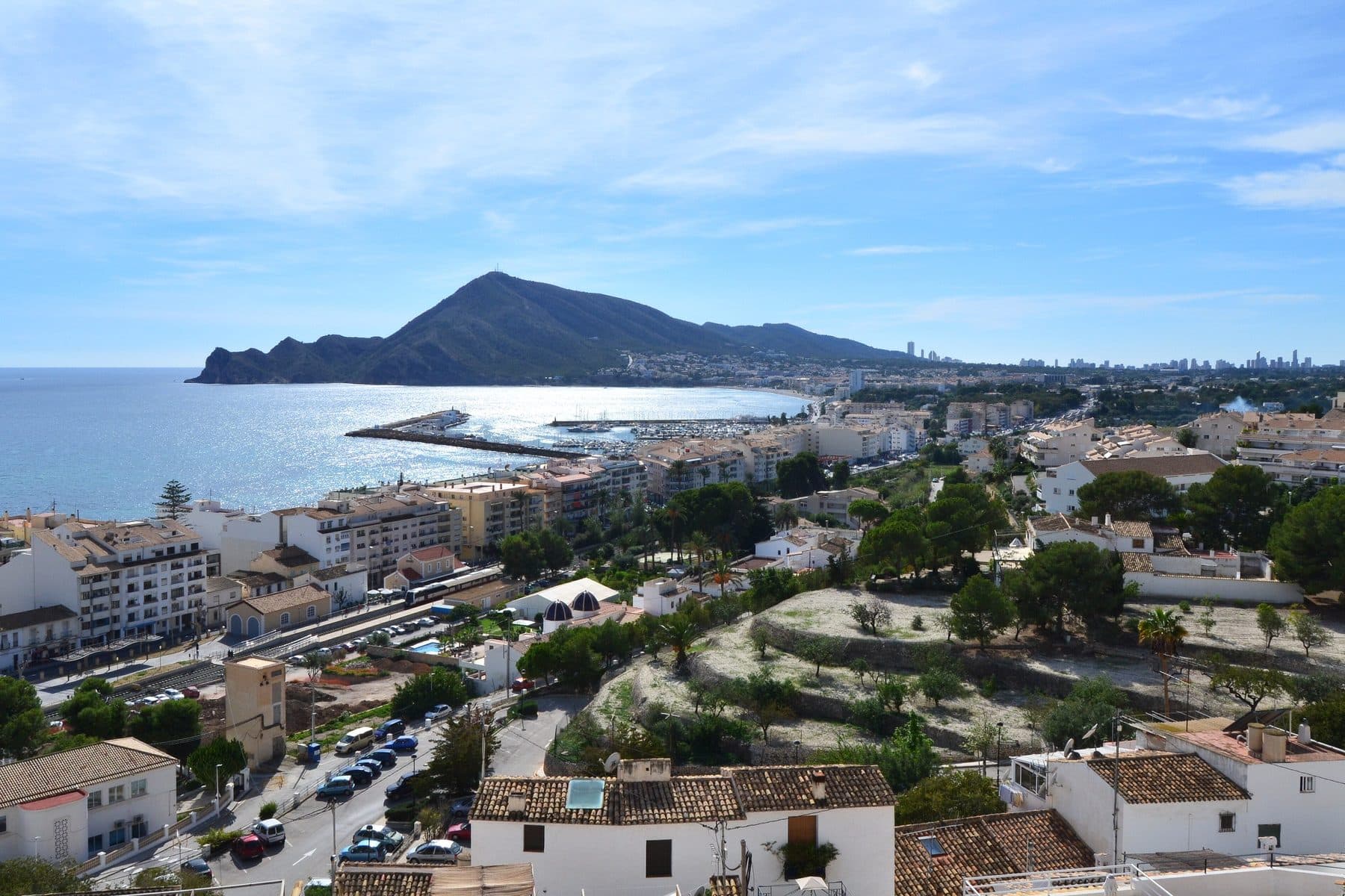 Altea con la sierra Helada cerrando la bahía