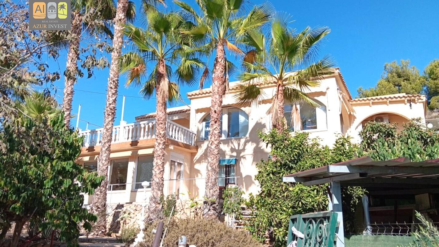 Casa con terreno en El tossal