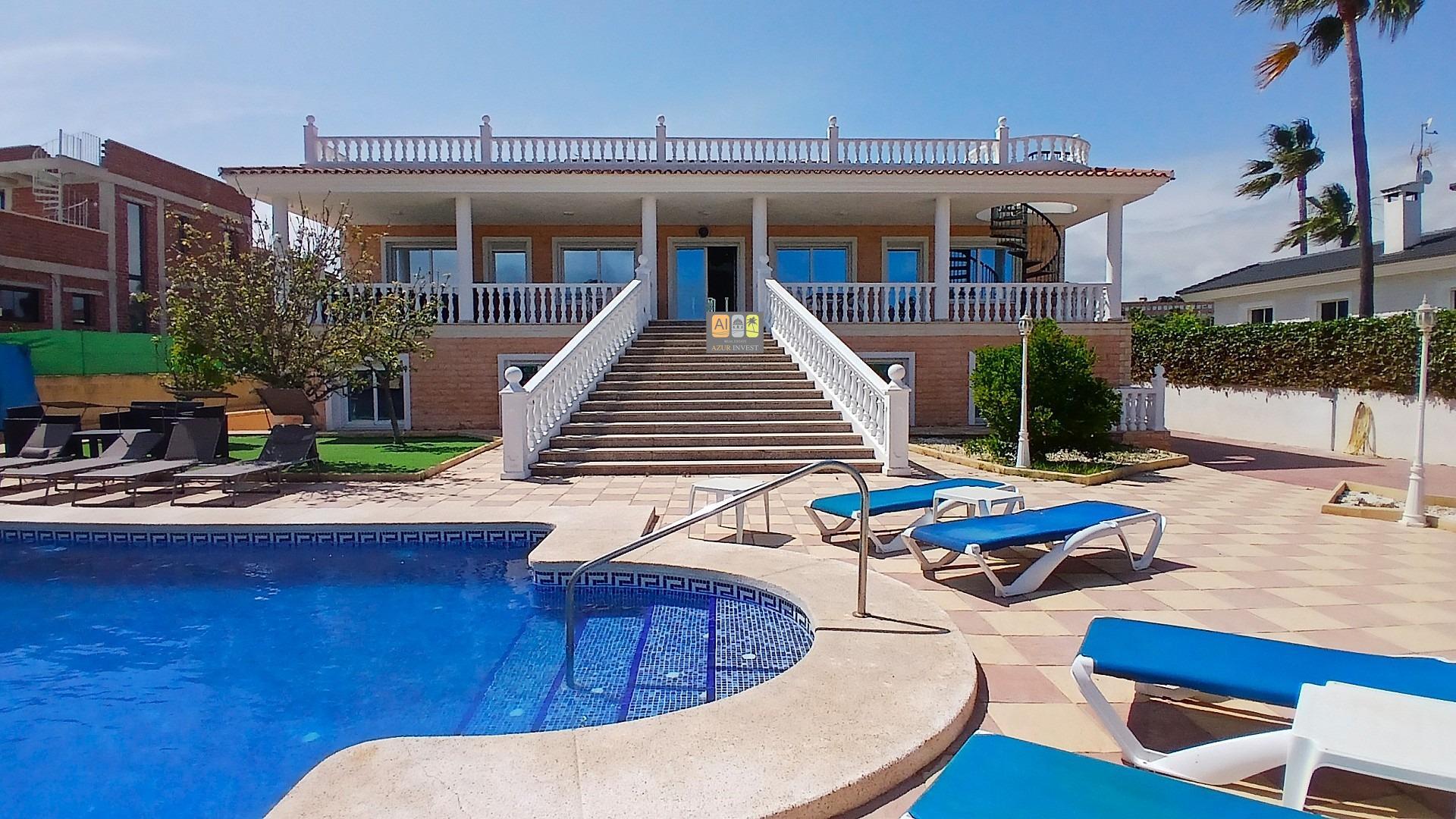 Chalet en Alfaz del PI Pueblo-Urbanizaciones
