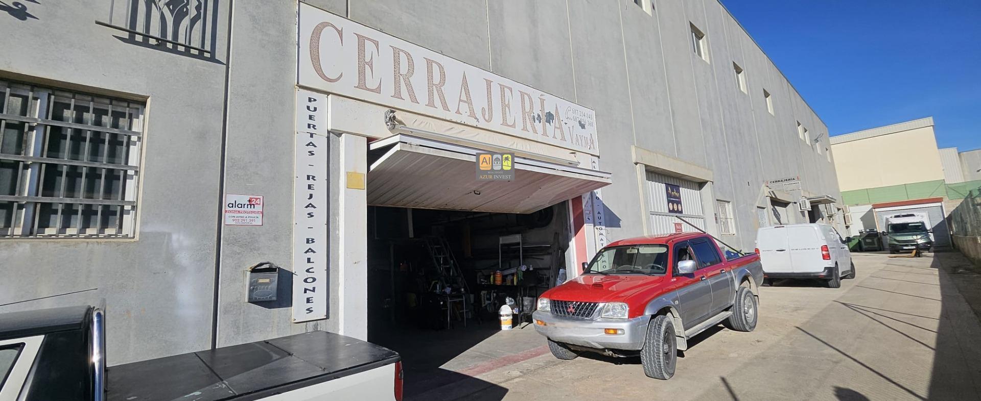 Nave industrial en Casco urbano