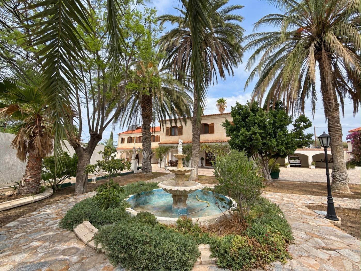 Finca rústica en Avenida de ronda
